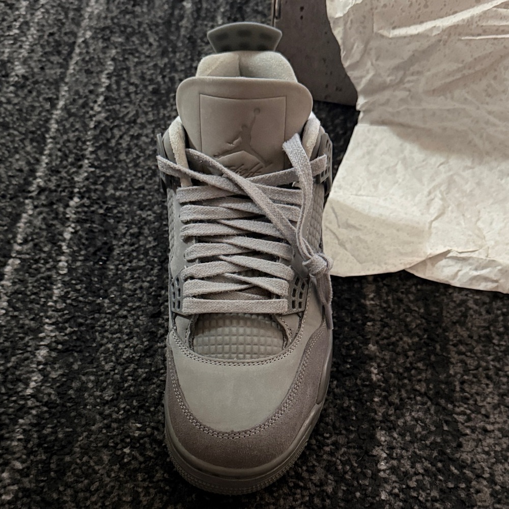 Men’s concrete Jordan 4s